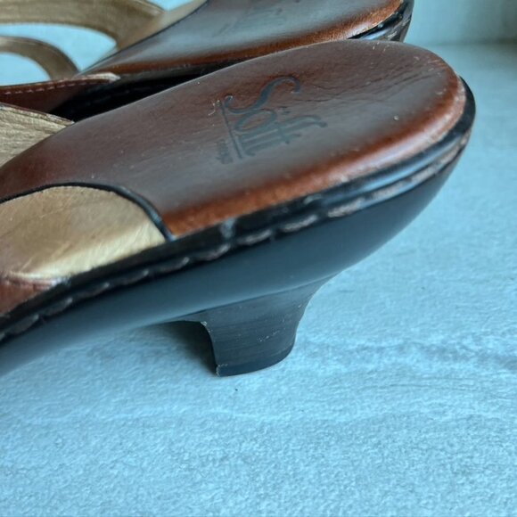 Sofft Brown Leather Kitten Heel Sandals Size 8.5 - Picture 6 of 10